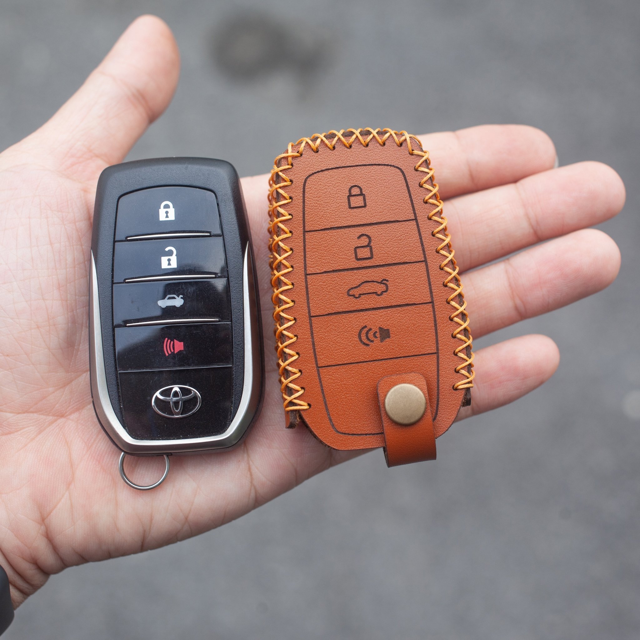 Ảnh minh họa Làm Chìa Khóa Ô Tô Toyota - Hình 2 Ảnh minh họa Làm Chìa Khóa Ô Tô Toyota - Hình 2