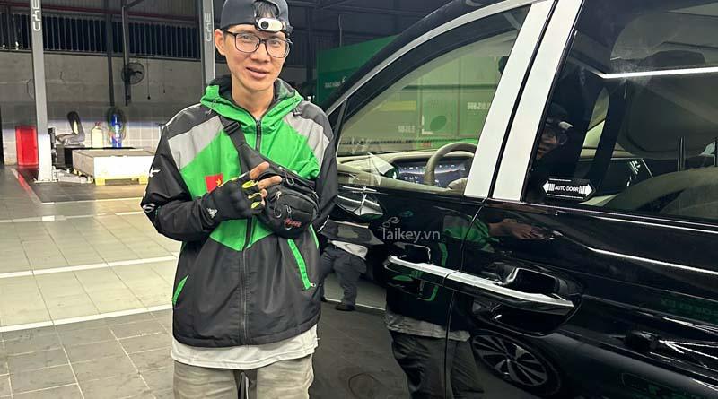 Hình ảnh ghi nhận tình trạng remote ô tô bị mất sóng. Hình minh họa an toàn, không bao gồm thao tác mở khóa.