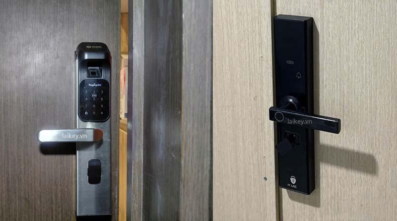 Hình ảnh minh họa kỹ thuật viên đánh giá tình trạng khóa điện tử không nhận vân tay